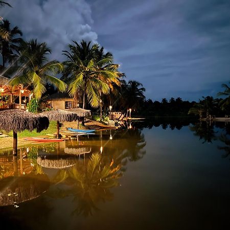 Moria Eco Lodge Икараи Экстерьер фото